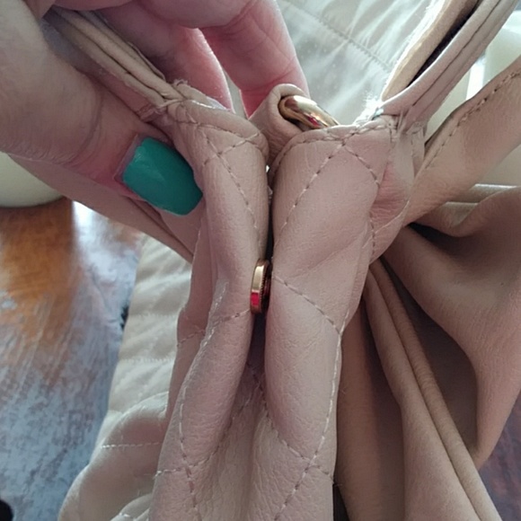 Call It Spring Purse W/a Bow - Picture 6 of 7